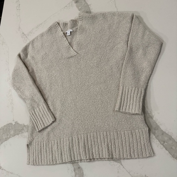J. Jill Textured V-Neck Cotton Blend Cozy Sweater Womens Small Oatmeal Split Hem - Picture 2 of 6